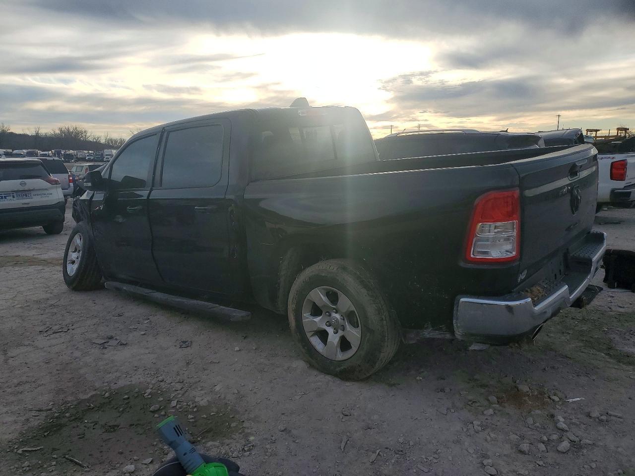 2021 Ram 1500 Big Horn - Фото 2