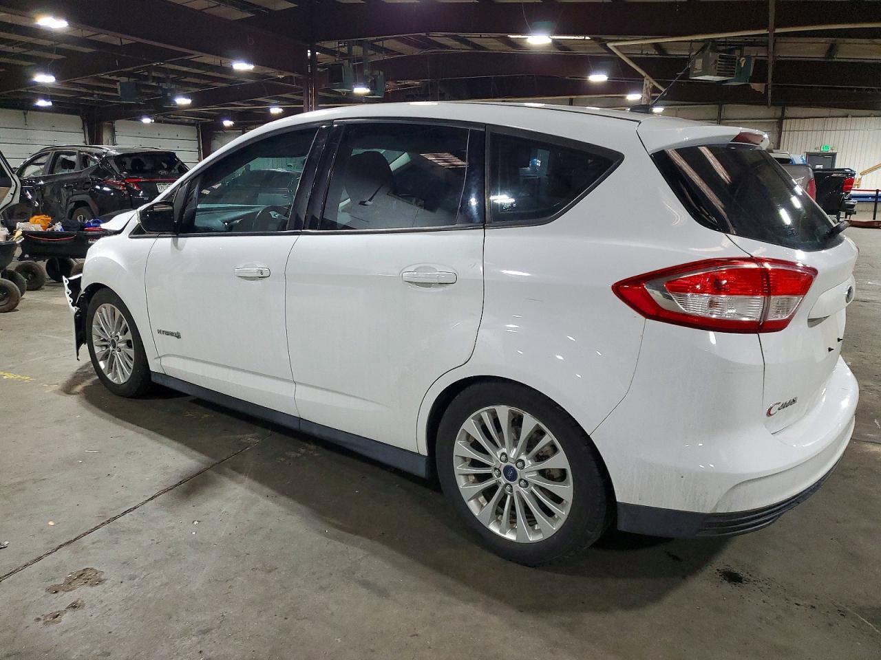 2018 Ford C-Max Se - Image 2