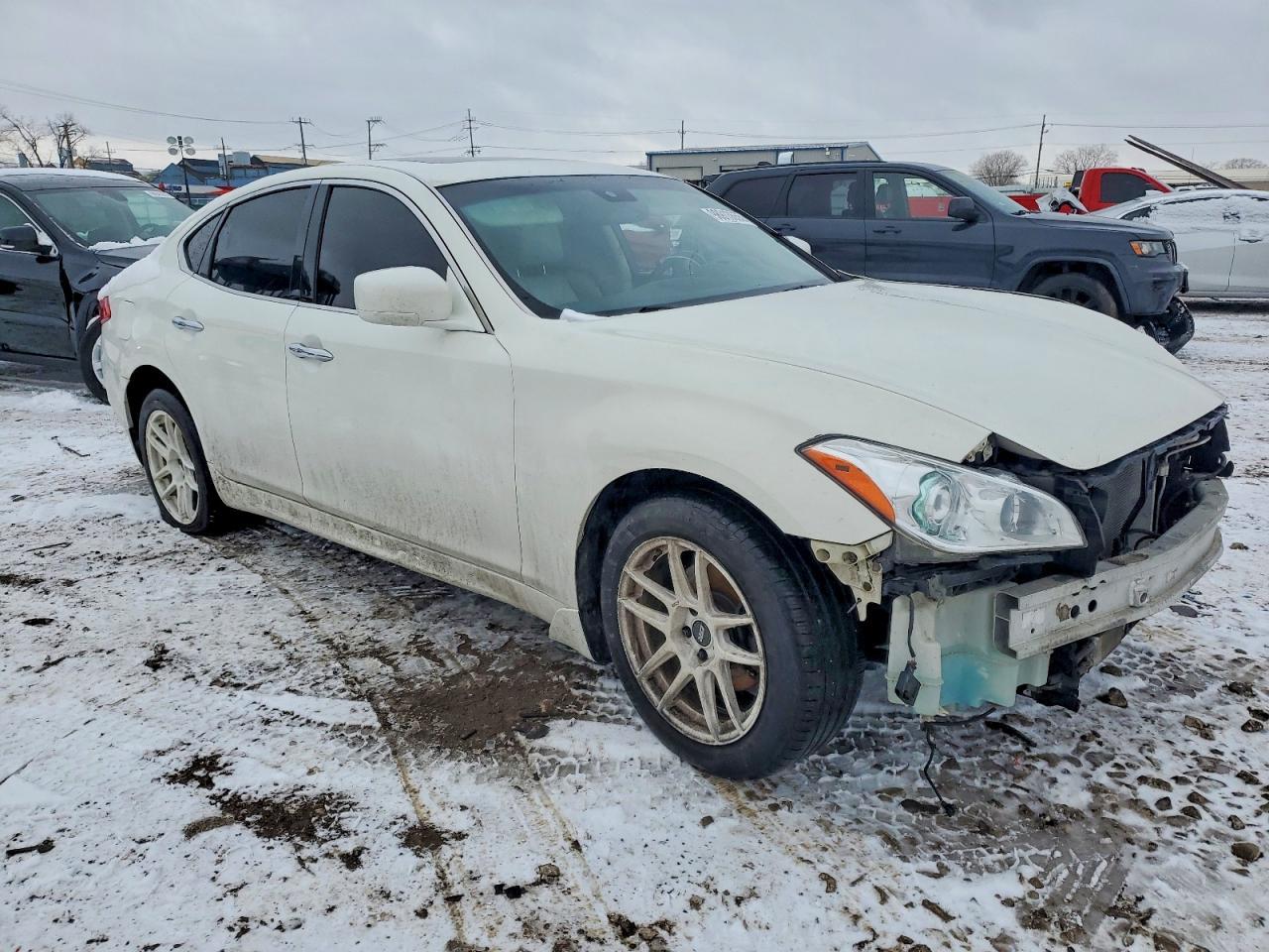 2012 Infiniti M37 X - Image 4