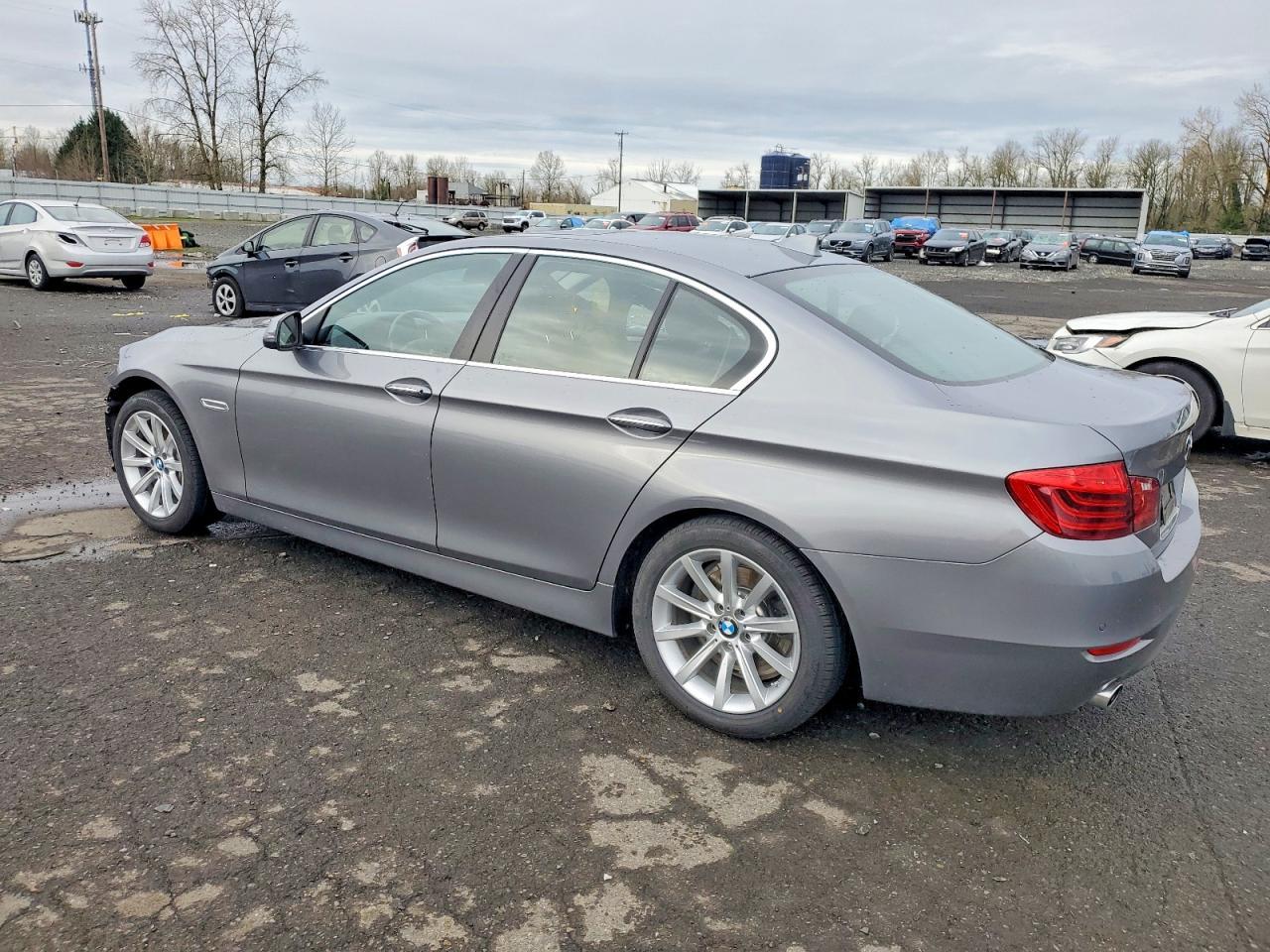 2015 BMW 535 I - Фото 2