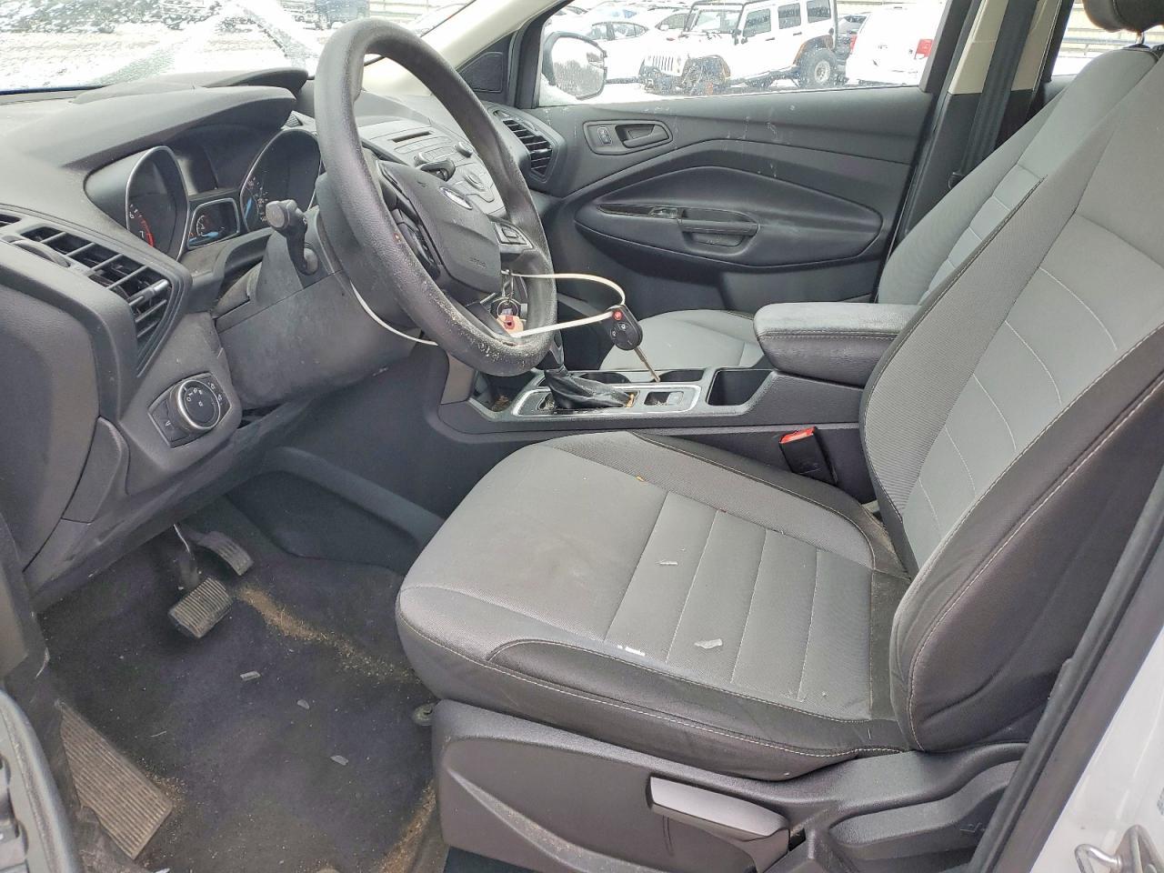 2017 Ford Escape S - Фото 7