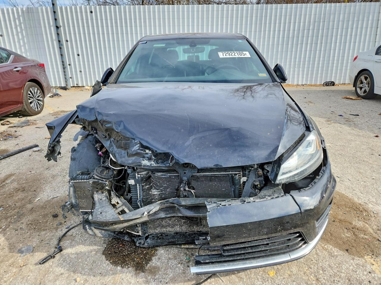 2017 Volkswagen Golf R - Image 5