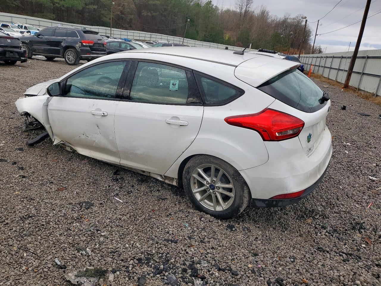 2016 Ford Focus Se - Фото 2