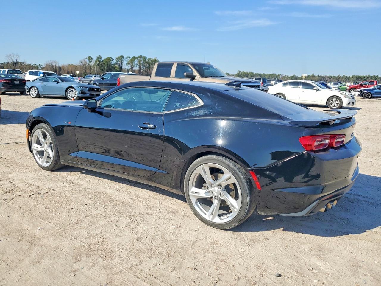 2021 Chevrolet Camaro Lz - Image 2