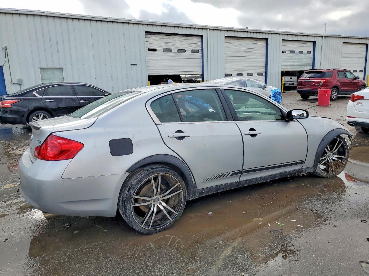 2007 Infiniti G35 - Image 3