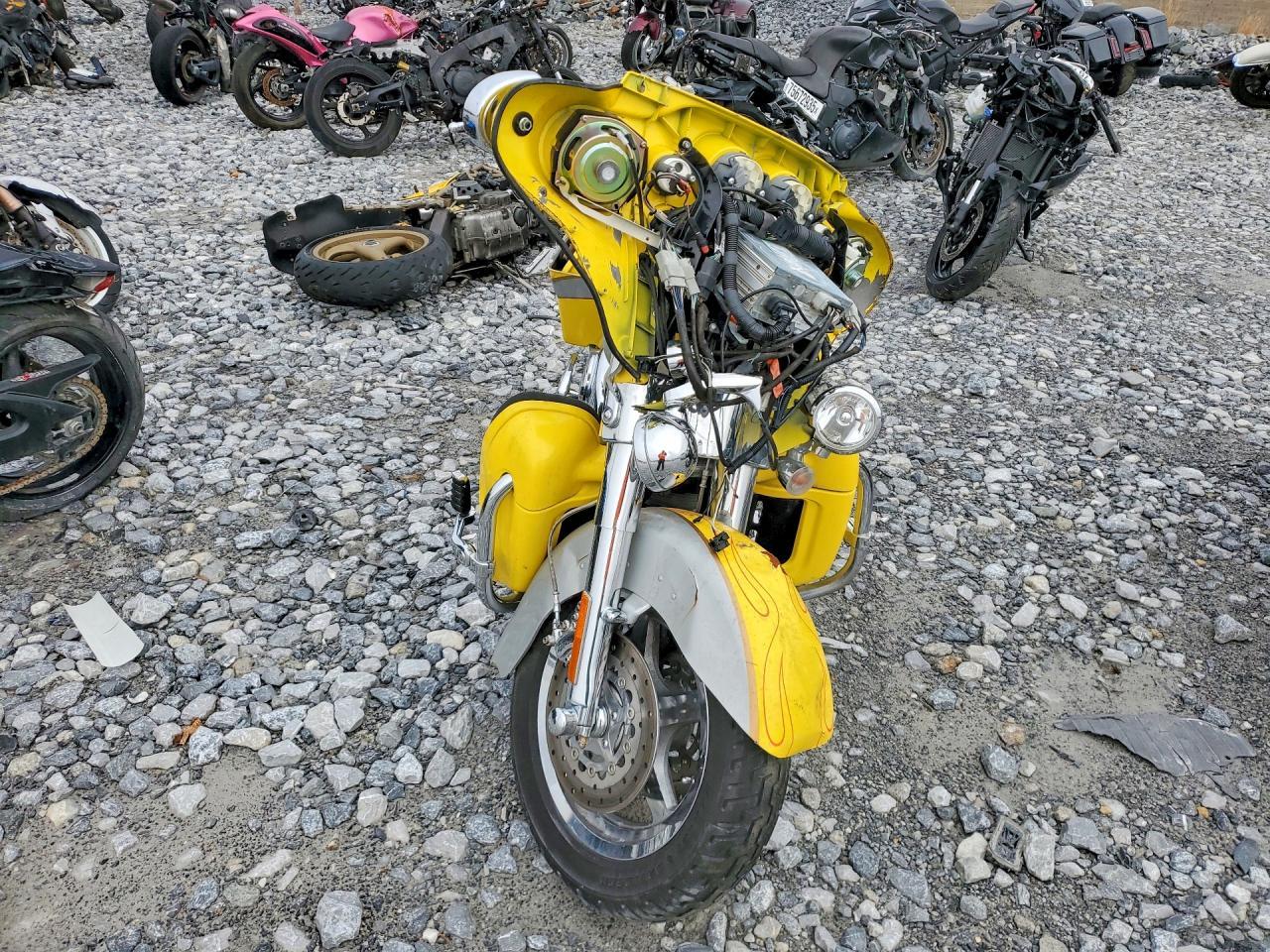 2005 Harley-Davidson Flhtcse2 - Фото 2