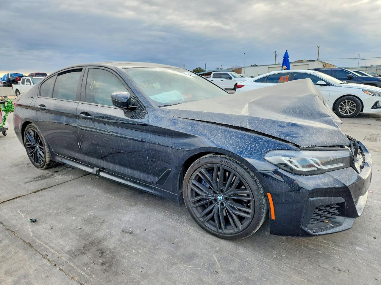 2022 BMW M550Xi - Image 4