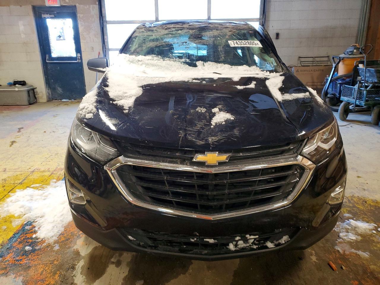2021 Chevrolet Equinox Ls - Image 5