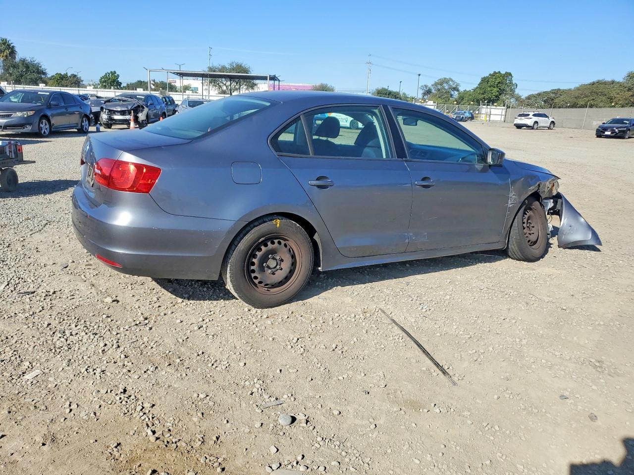 2014 Volkswagen Jetta Base - Фото 3