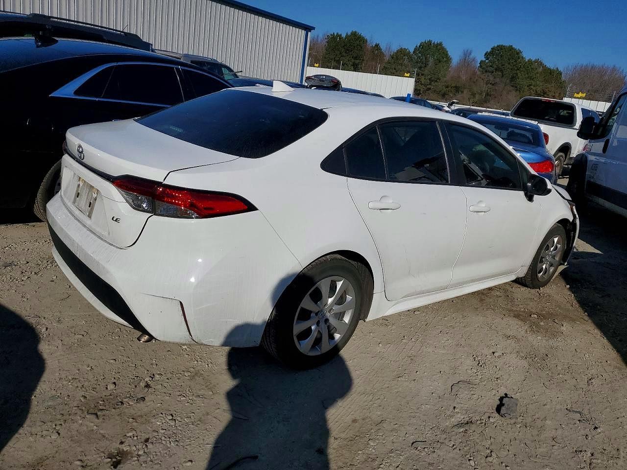 2021 Toyota Corolla Le - Фото 3