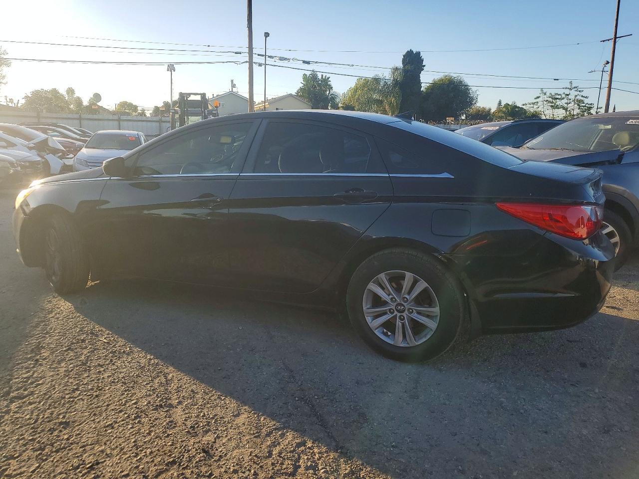 2013 Hyundai Sonata Gls - Фото 2