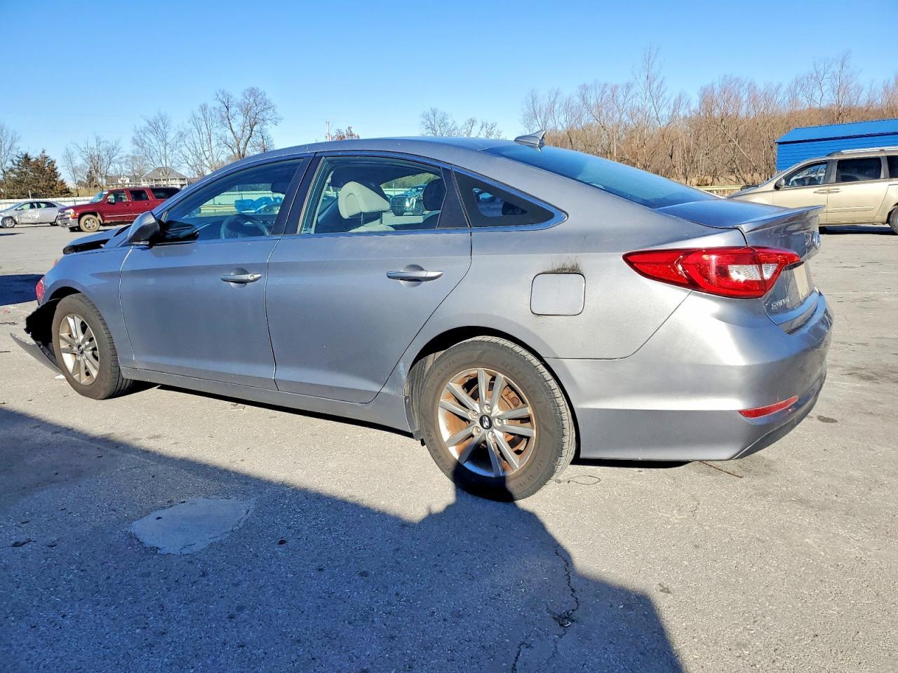 2016 Hyundai Sonata - Фото 2