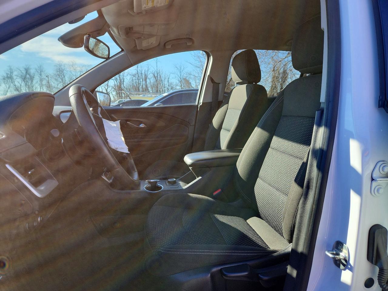2023 GMC Terrain Sle - Image 7