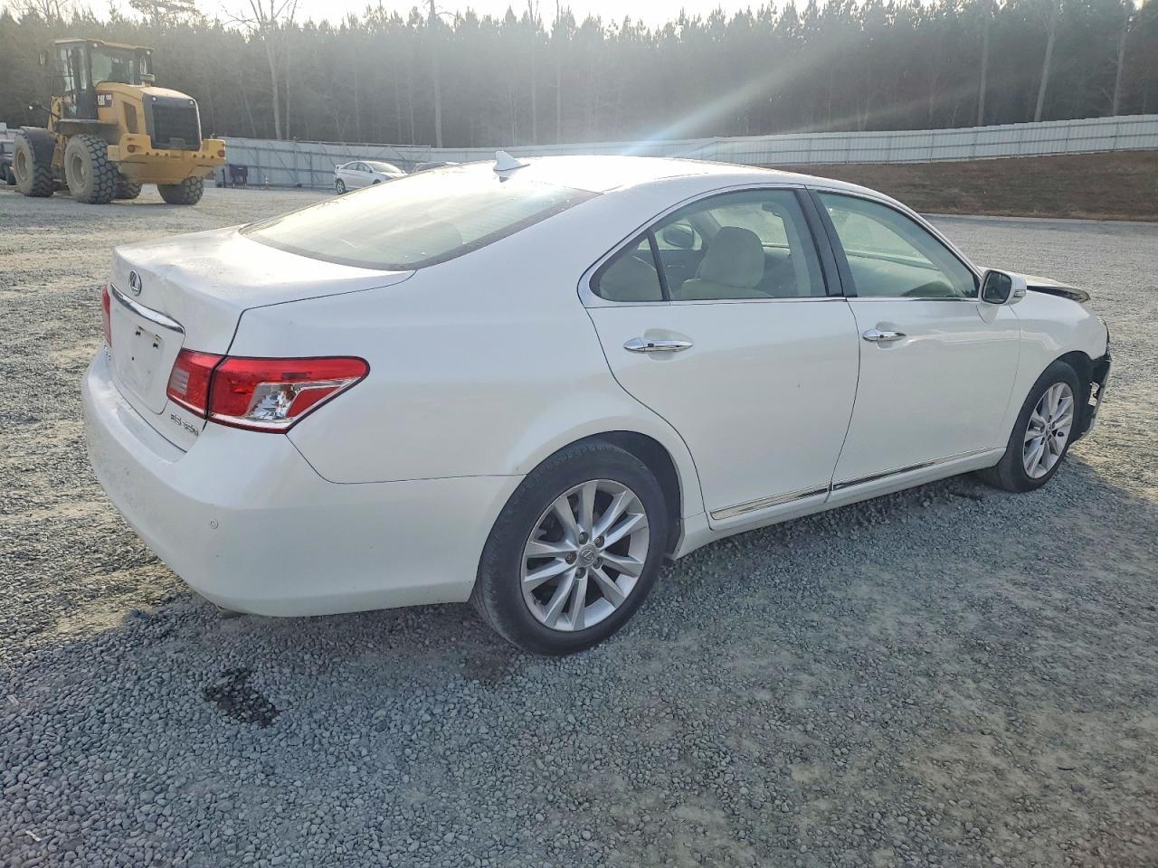 2010 Lexus Es 350 - Image 3
