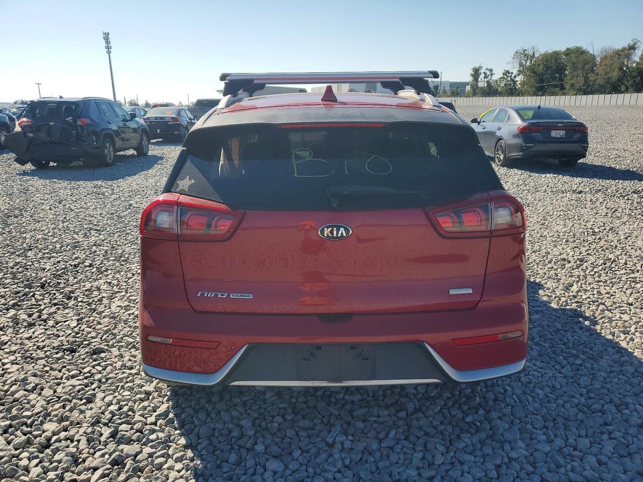 2018 Kia Niro Touring - Фото 6