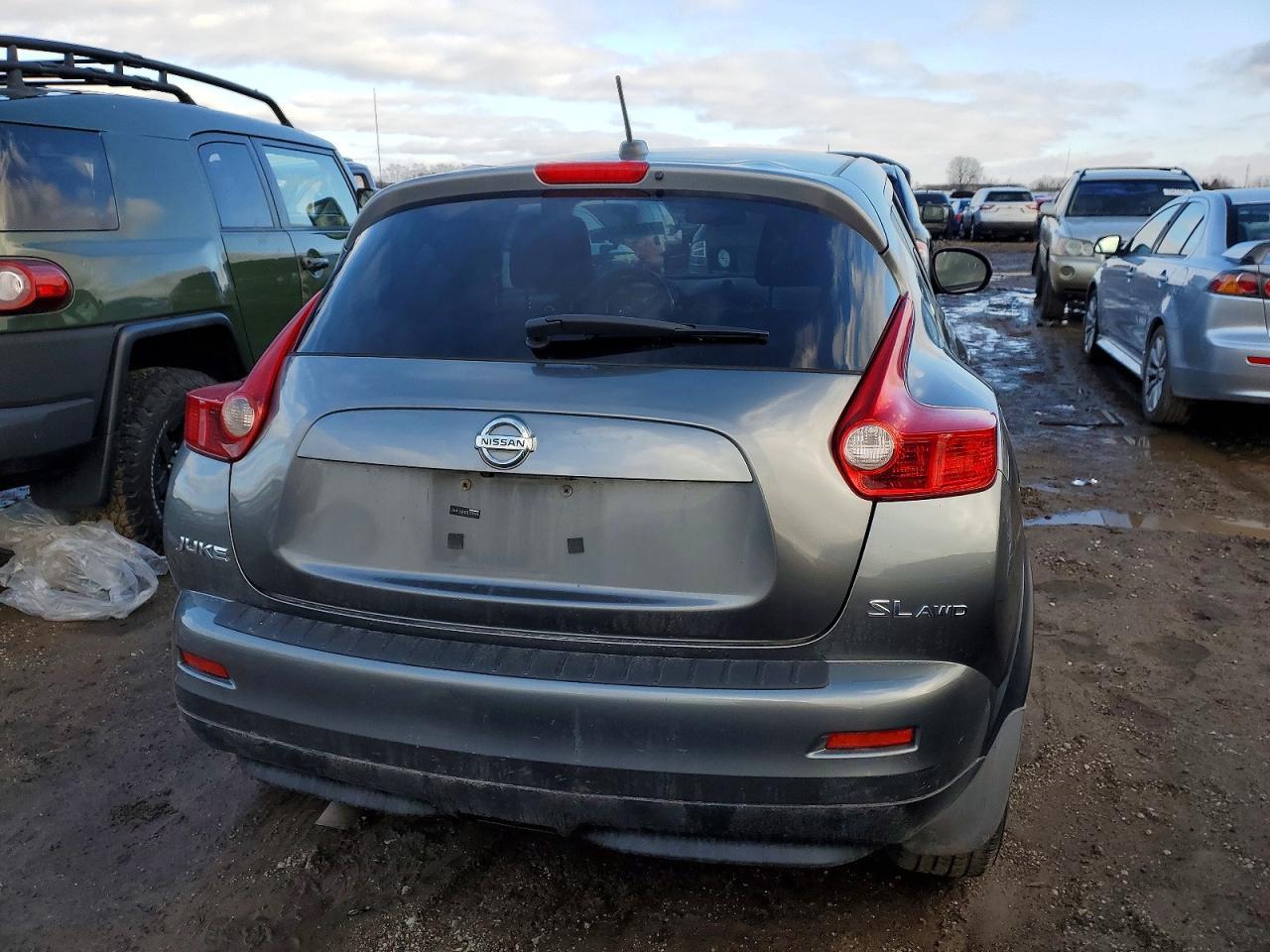 2011 Nissan Juke S - Image 6
