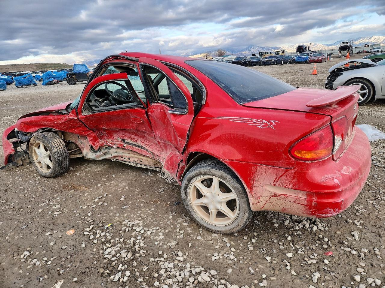 2003 Oldsmobile Alero Gl - Image 2