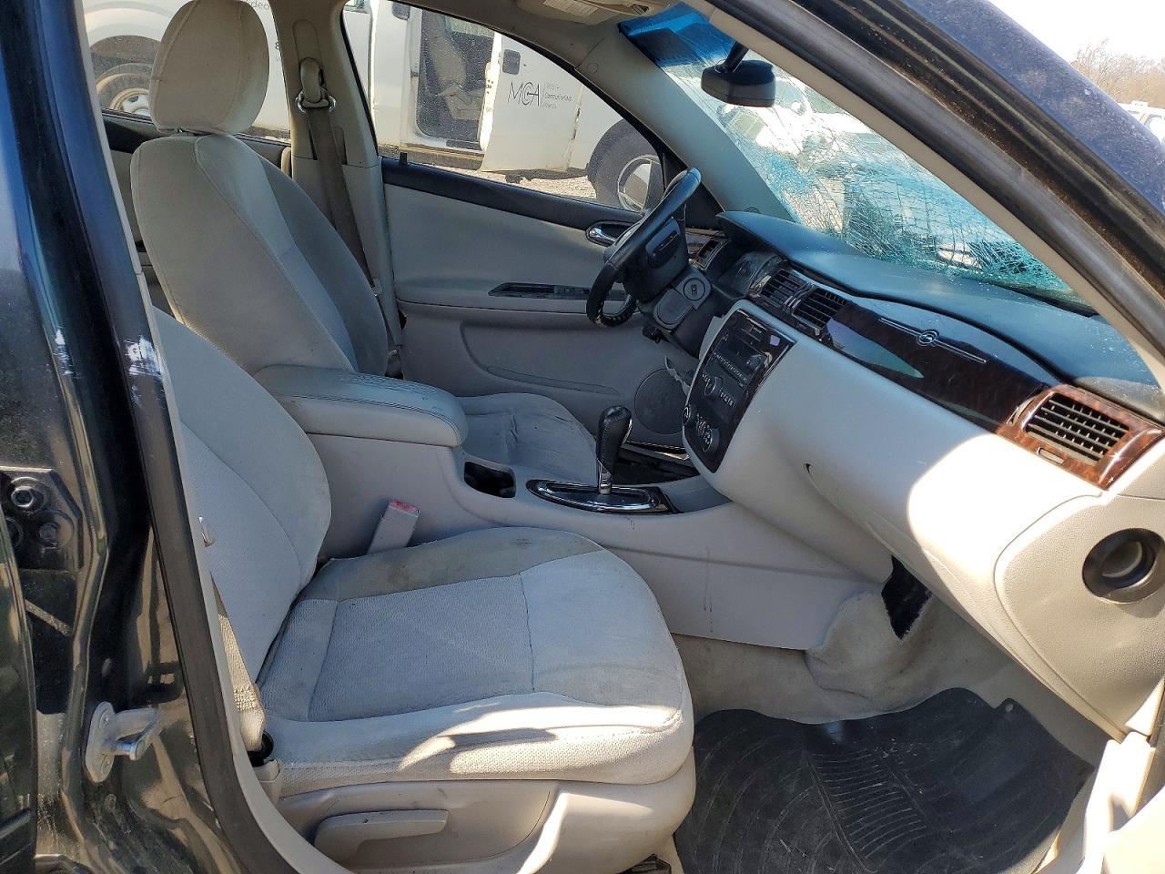 2014 Chevrolet Impala Limited Lt - Image 7
