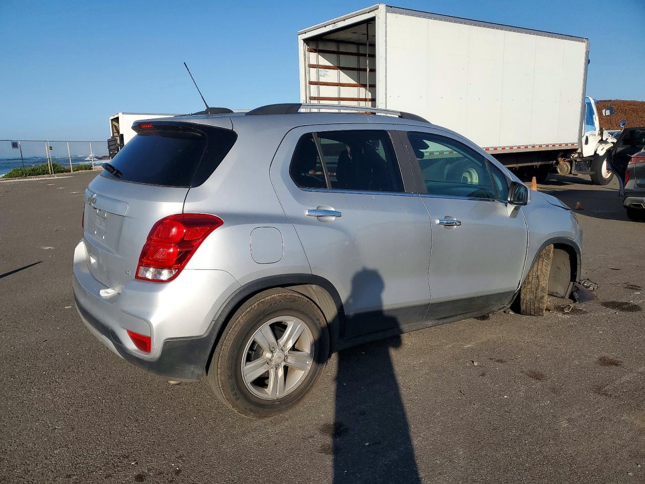 2019 Chevrolet Trax 1Lt - Image 3