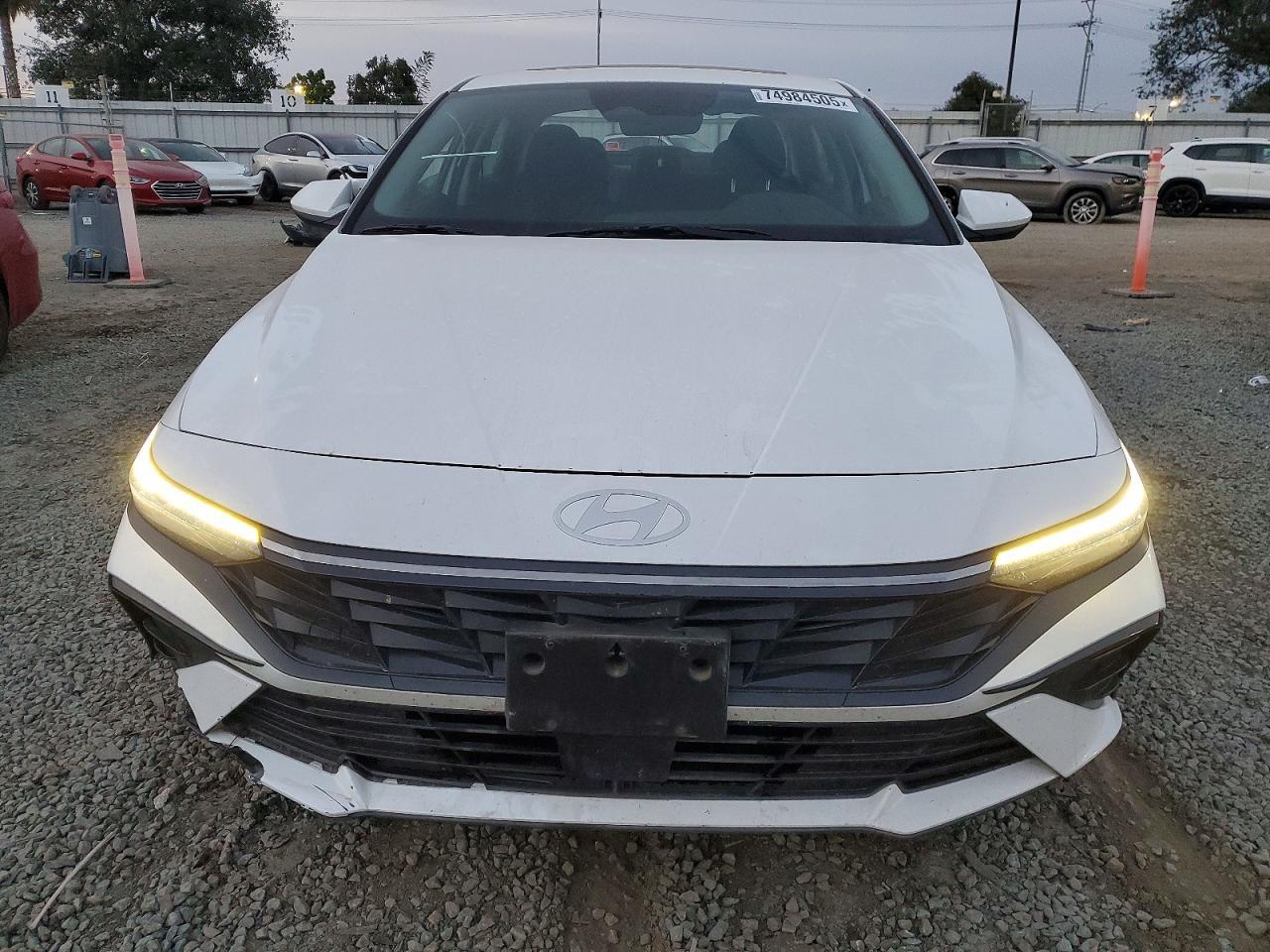 2025 Hyundai Elantra Sel - Фото 5
