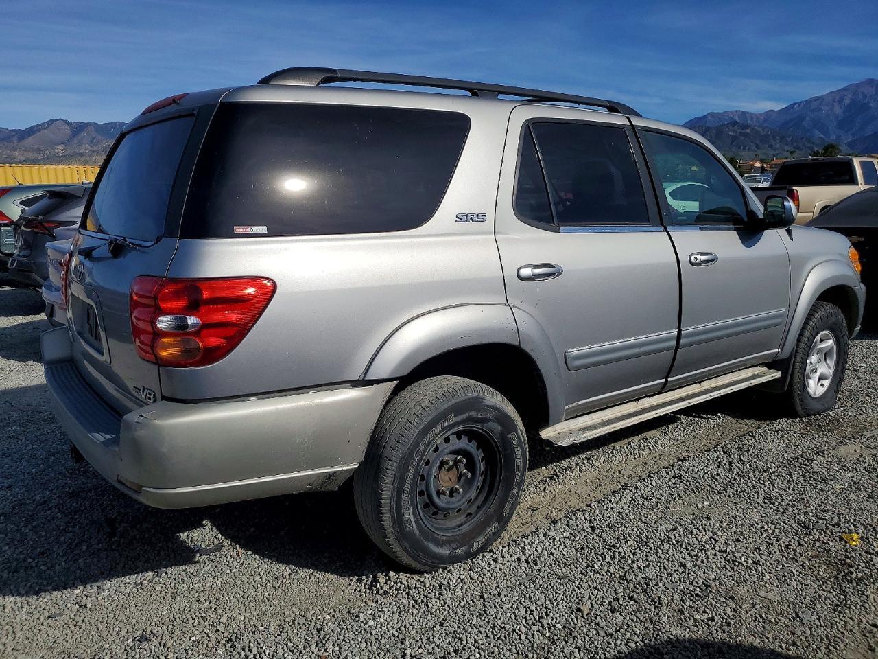 2003 Toyota Sequoia Sr5 - Image 3