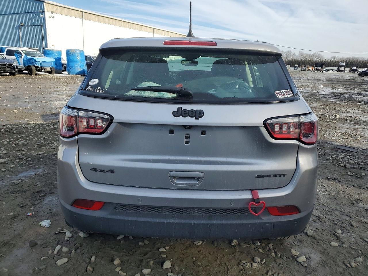 2018 Jeep Compass Sport - Фото 6
