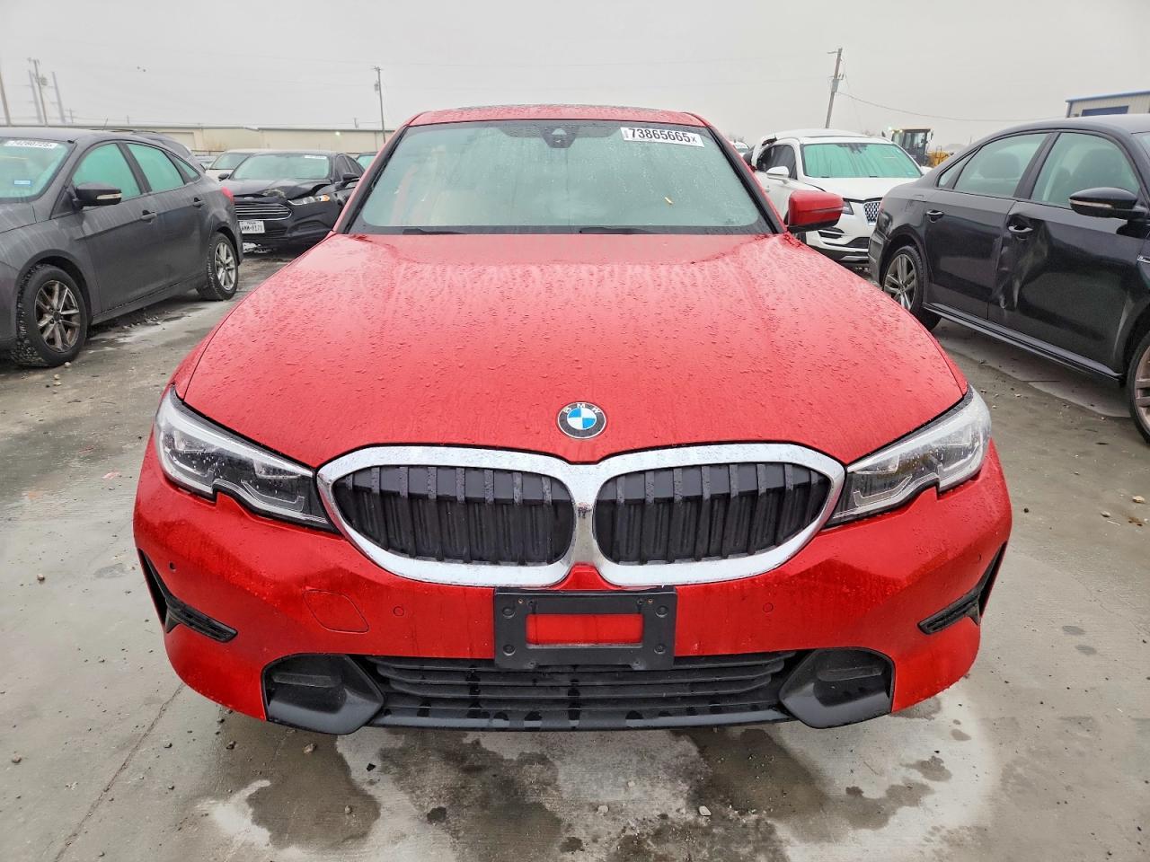 2022 BMW 330Xi - Фото 5