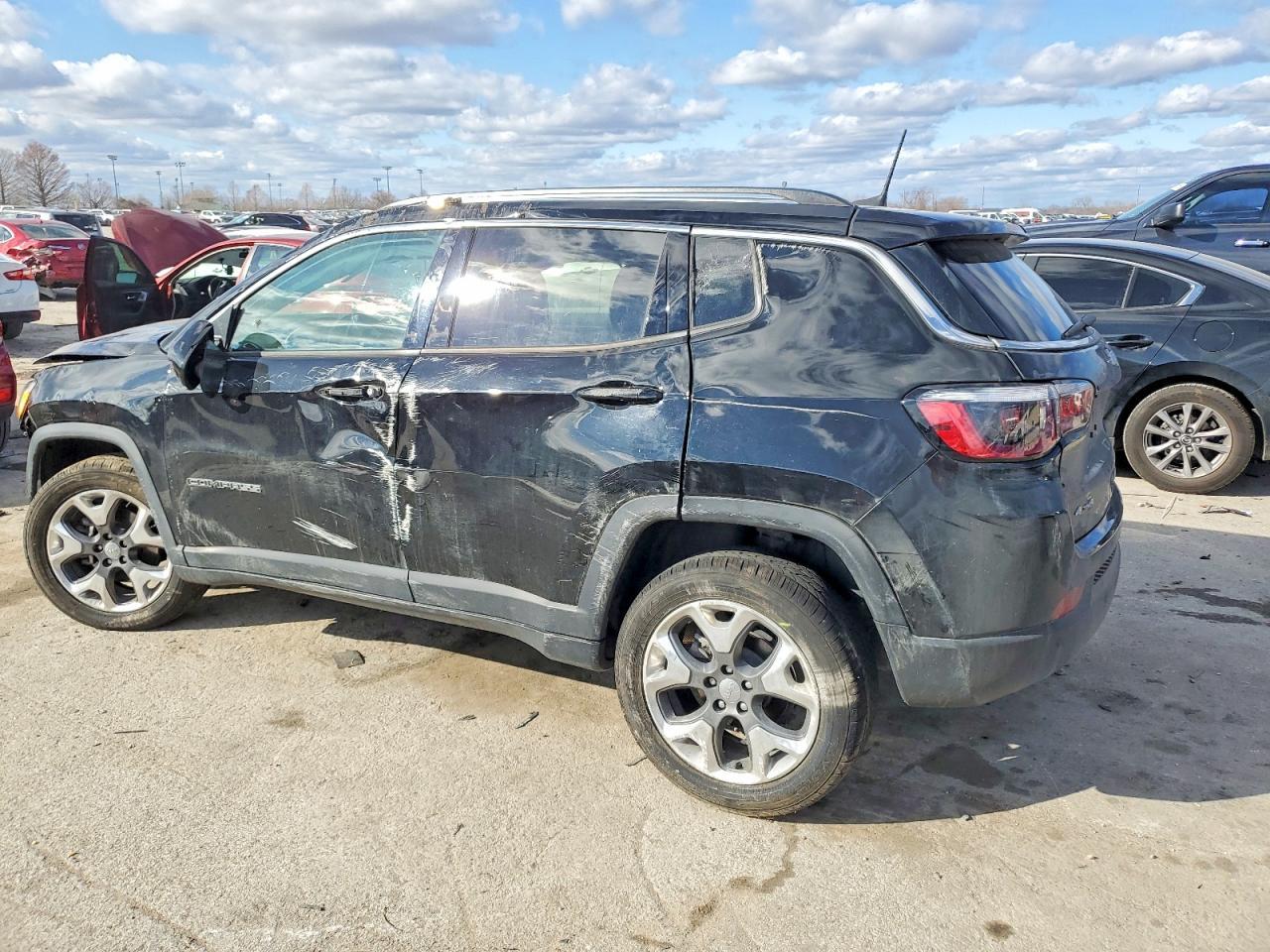 2021 Jeep Compass Limited - Фото 2