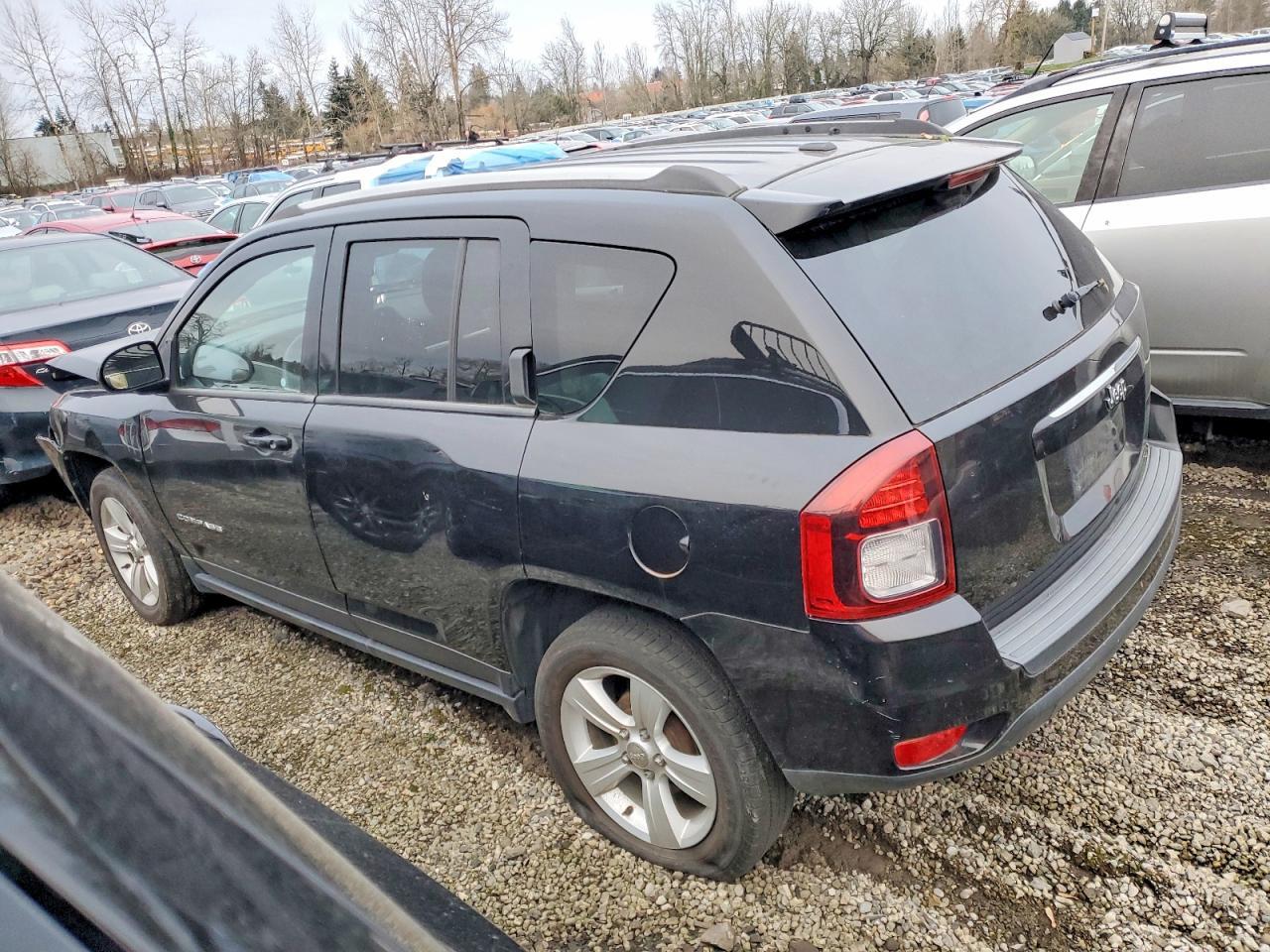 2016 Jeep Compass - Image 2