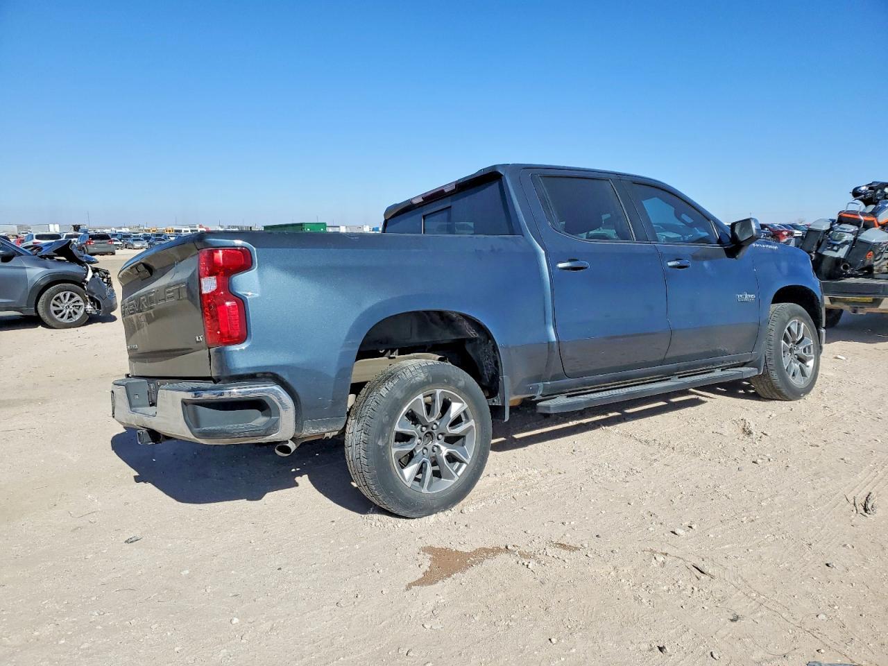 2022 Chevrolet Silverado Ltd C1500 Lt - Фото 3
