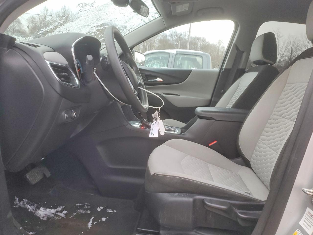 2021 Chevrolet Equinox Ls - Фото 7