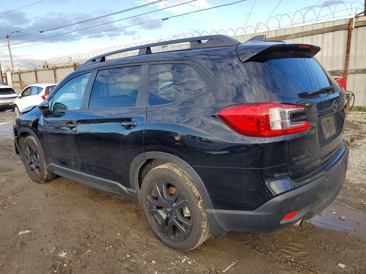 2024 Subaru Ascent Onyx Edition - Image 2