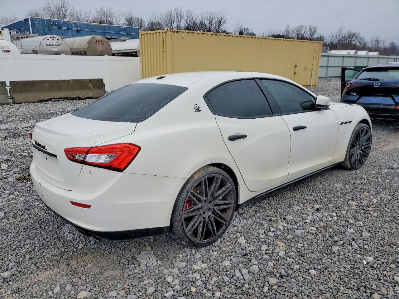 2016 Maserati Ghibli - Image 3