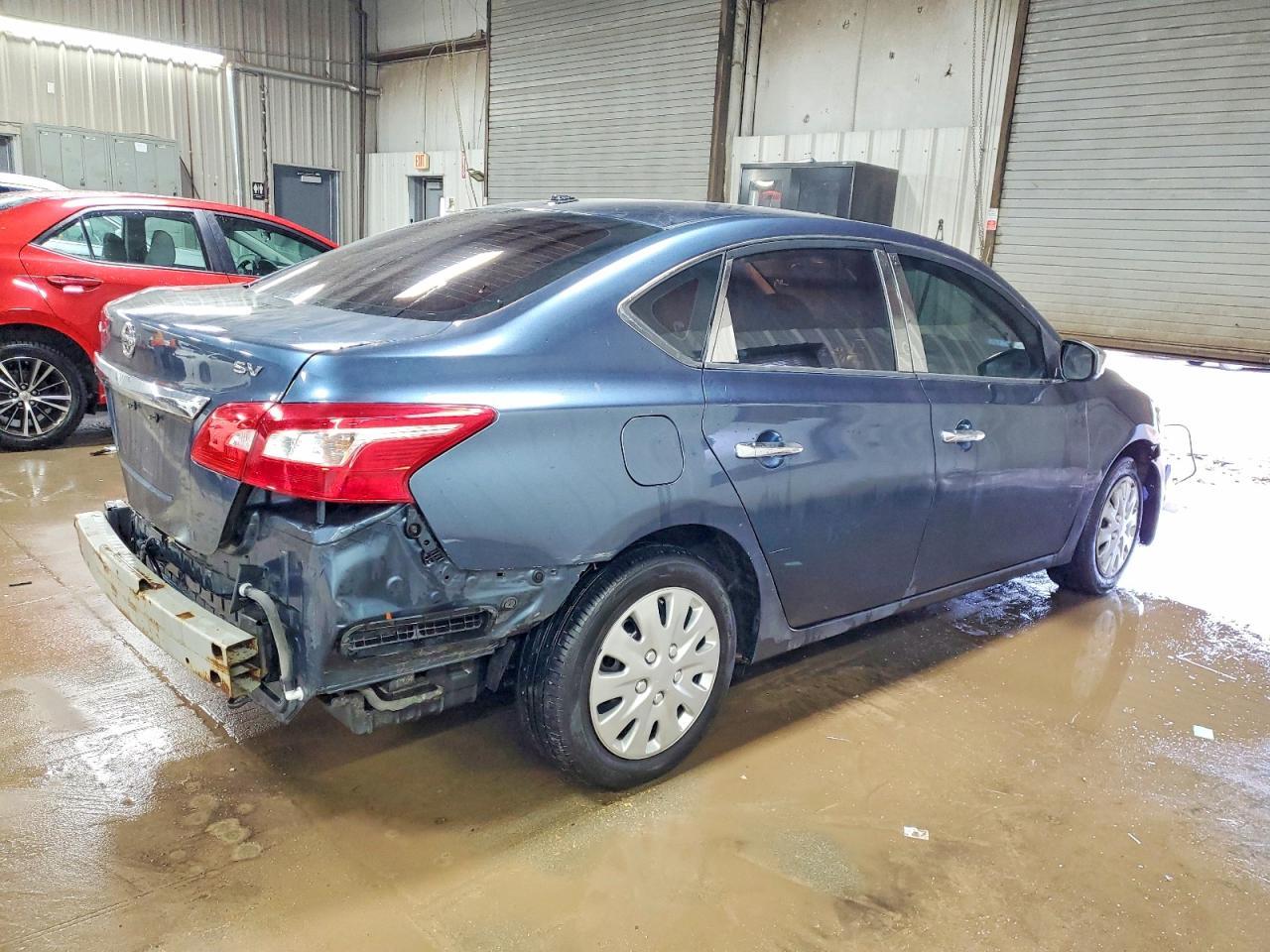 2016 Nissan Sentra S - Фото 3