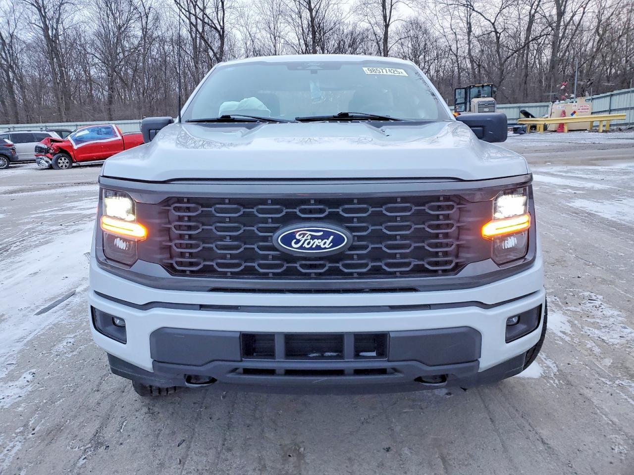 2025 Ford F150 Stx - Фото 5