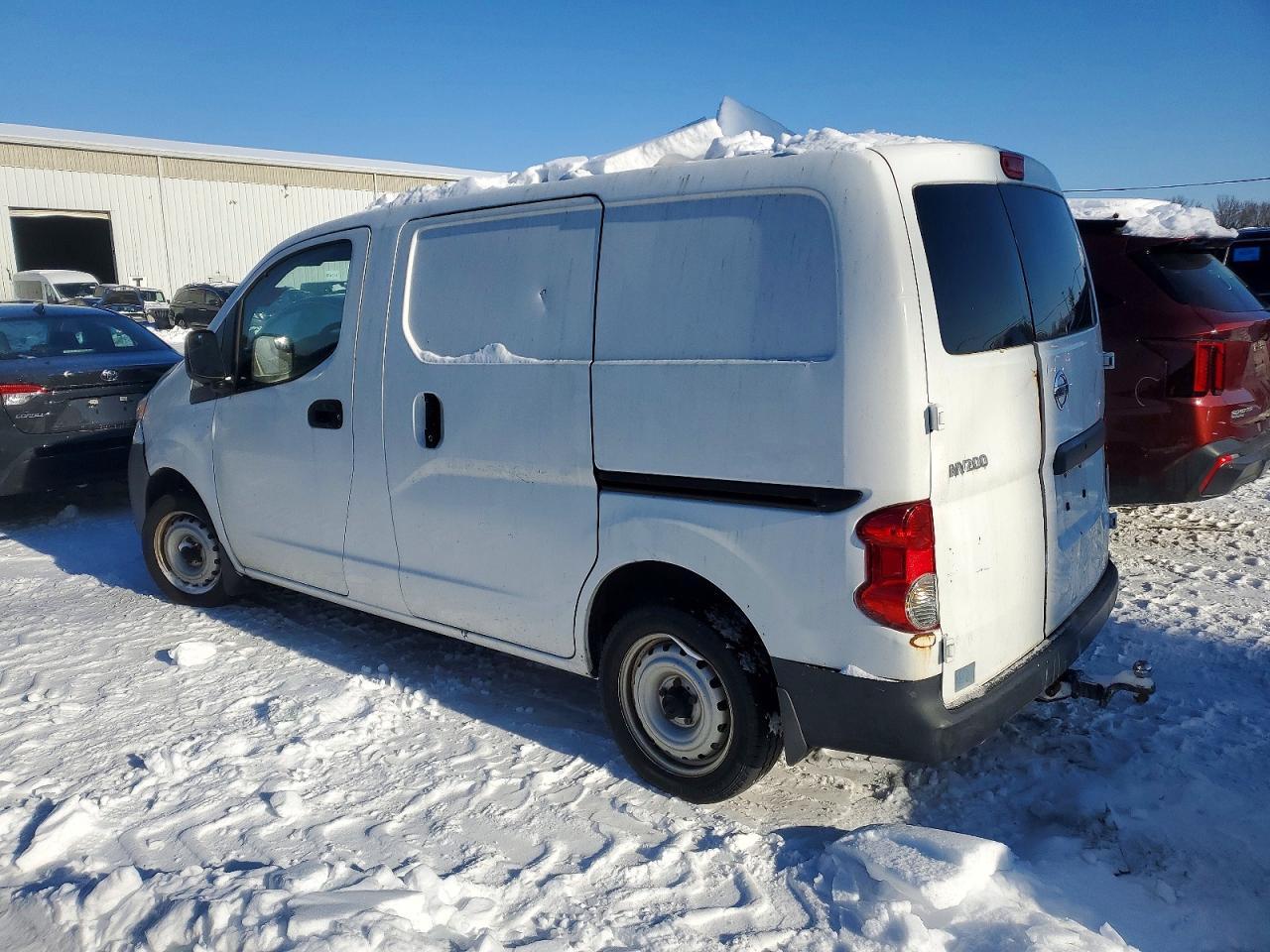2016 Nissan Nv200 2.5S - Фото 2