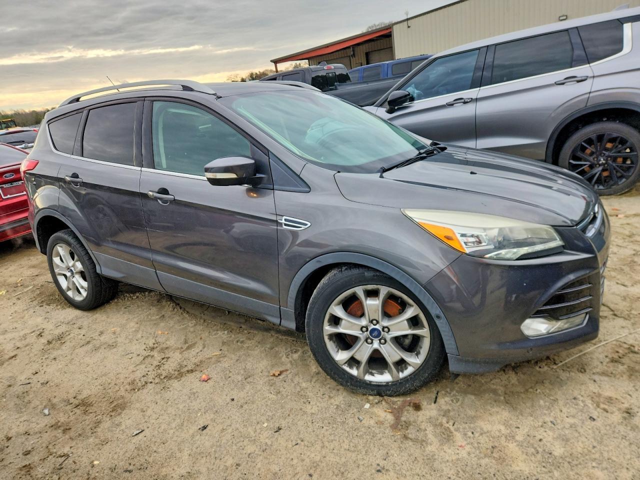 2016 Ford Escape Titanium - Image 4