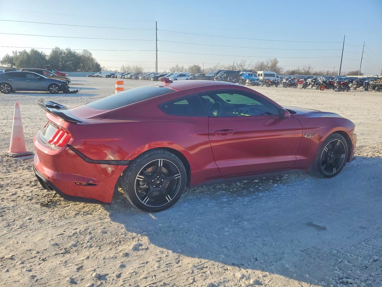 2022 Ford Mustang Gt - Фото 3