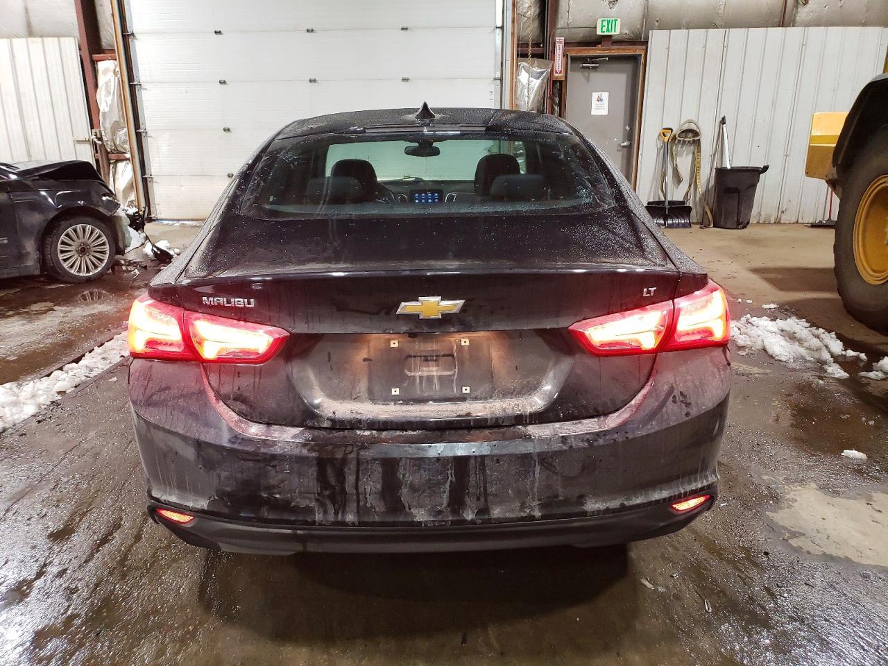 2022 Chevrolet Malibu Lt - Фото 6