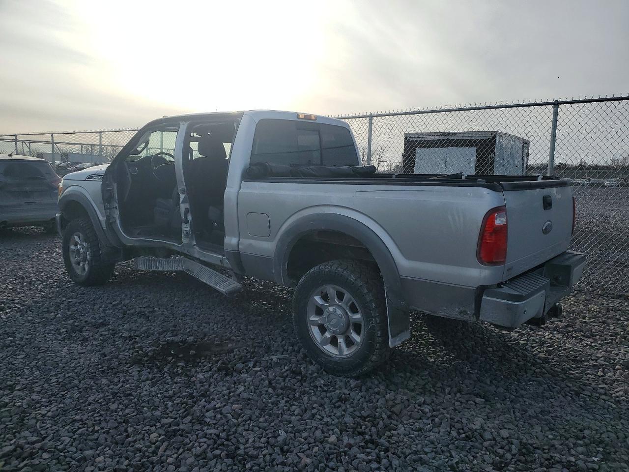 2011 Ford F250 Super Duty - Image 2