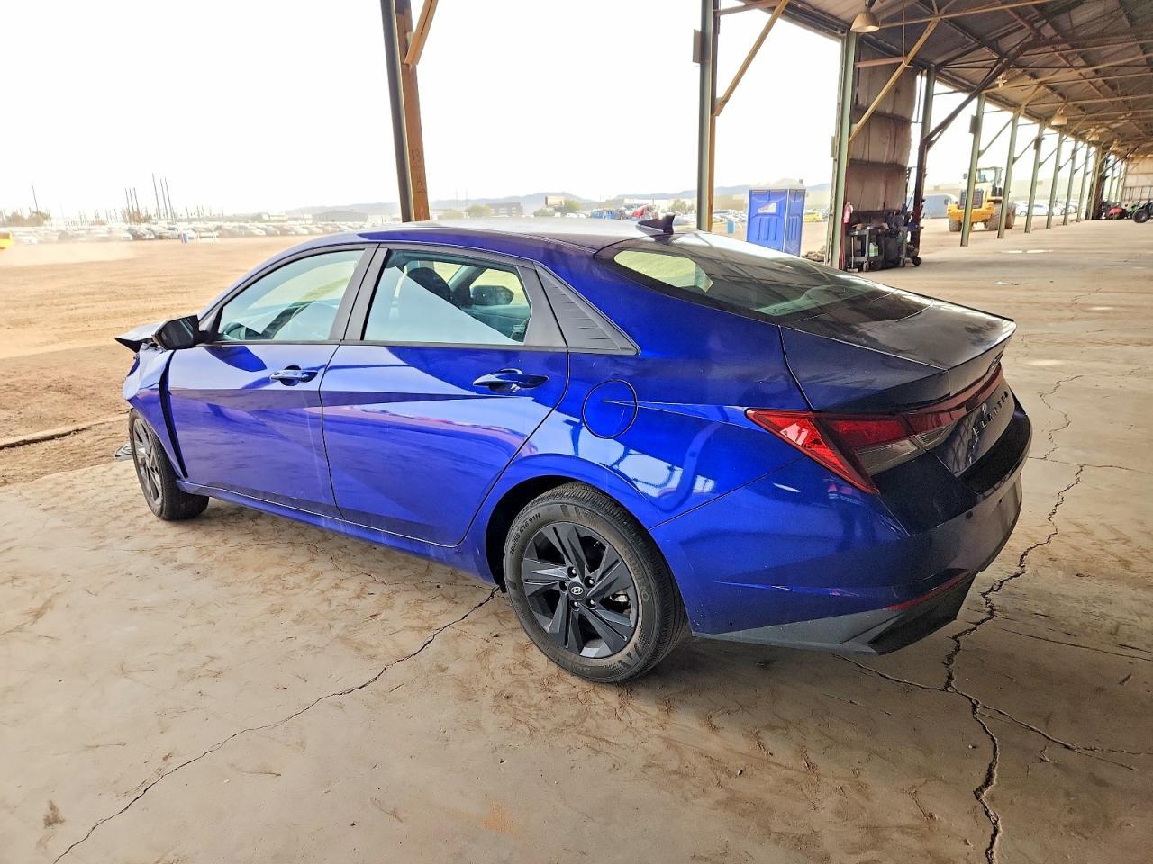 2023 Hyundai Elantra Sel - Image 2