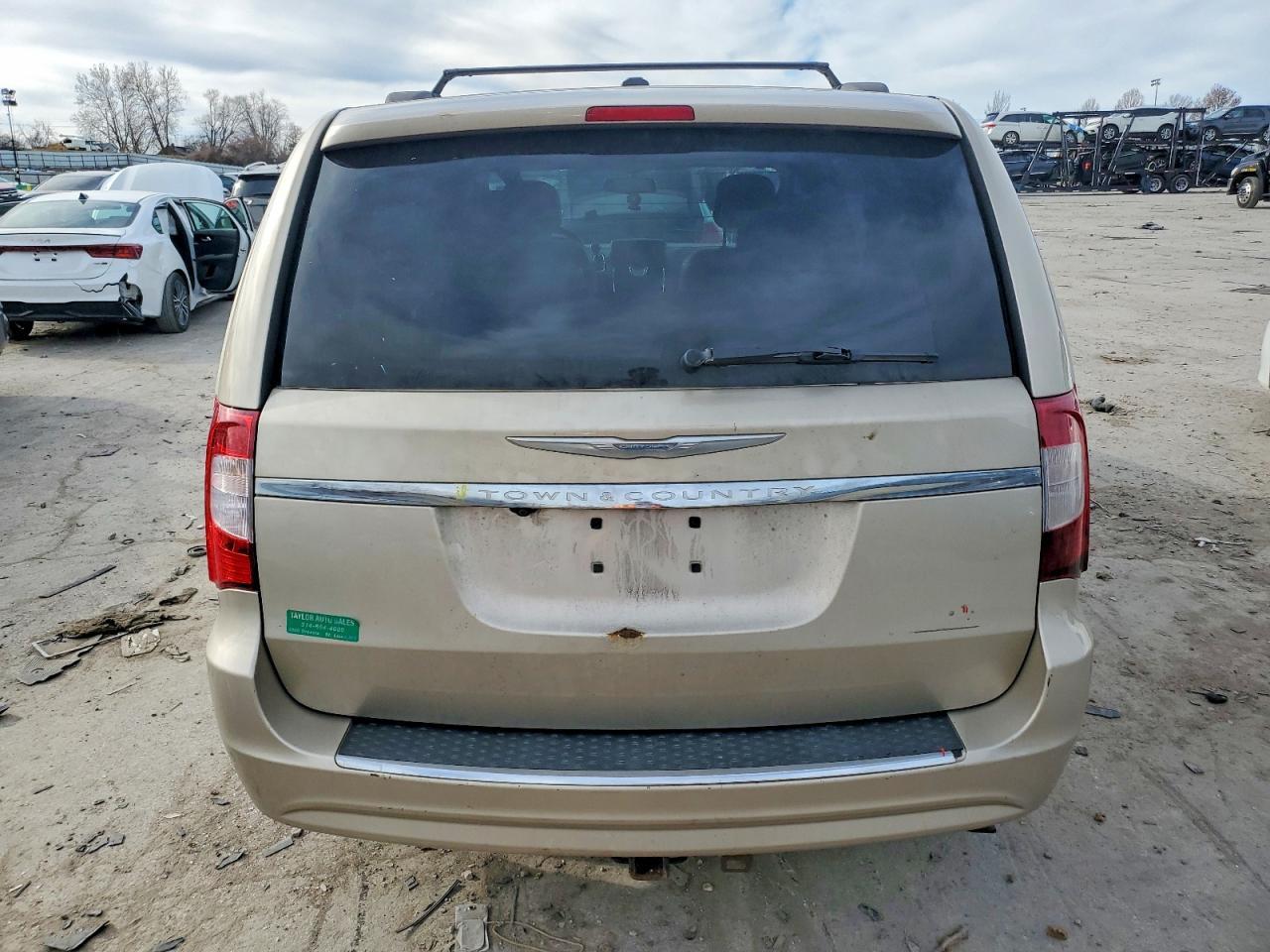 2015 Chrysler Town & Country Touring - Фото 6