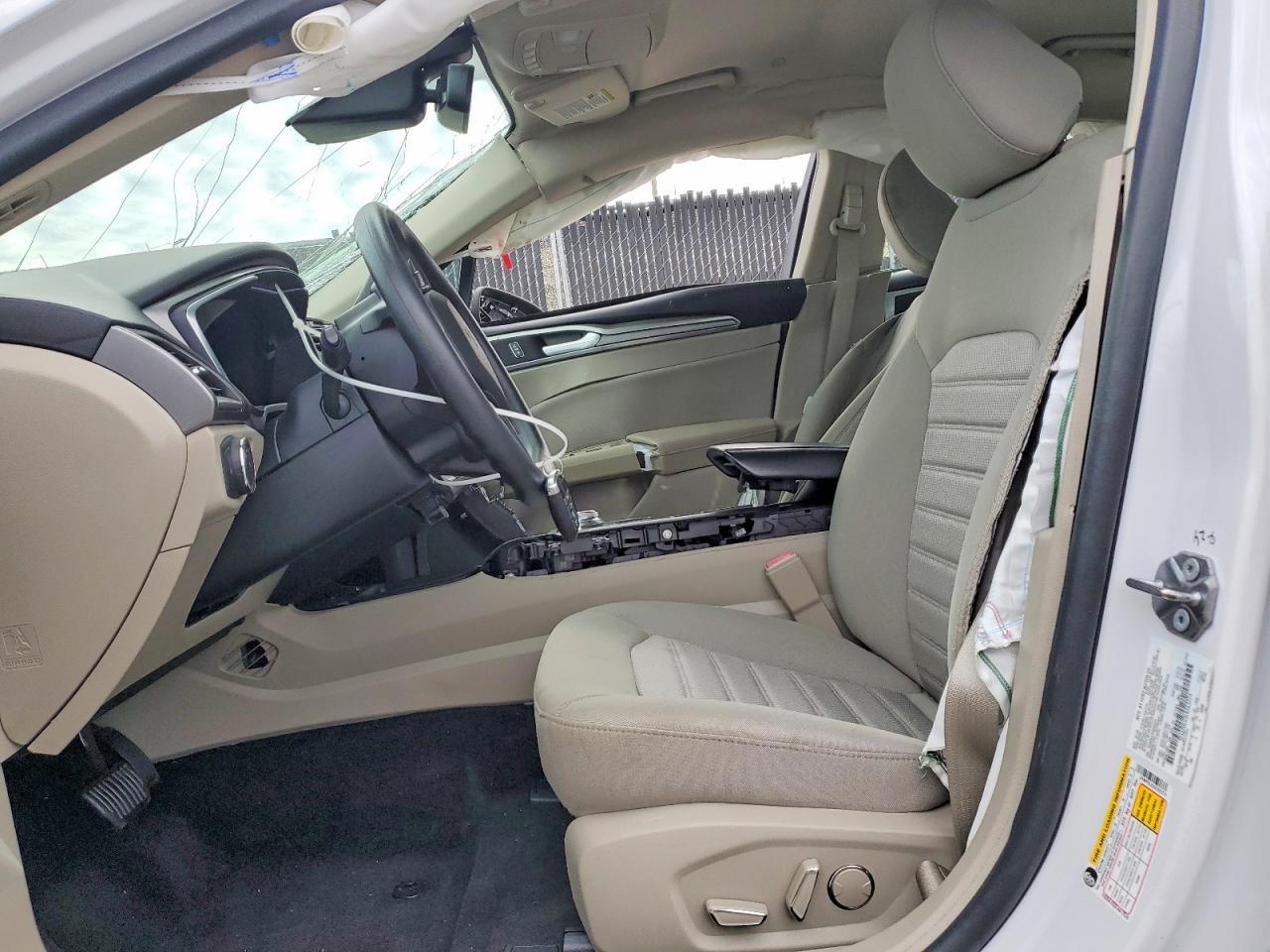 2020 Ford Fusion Se - Image 7