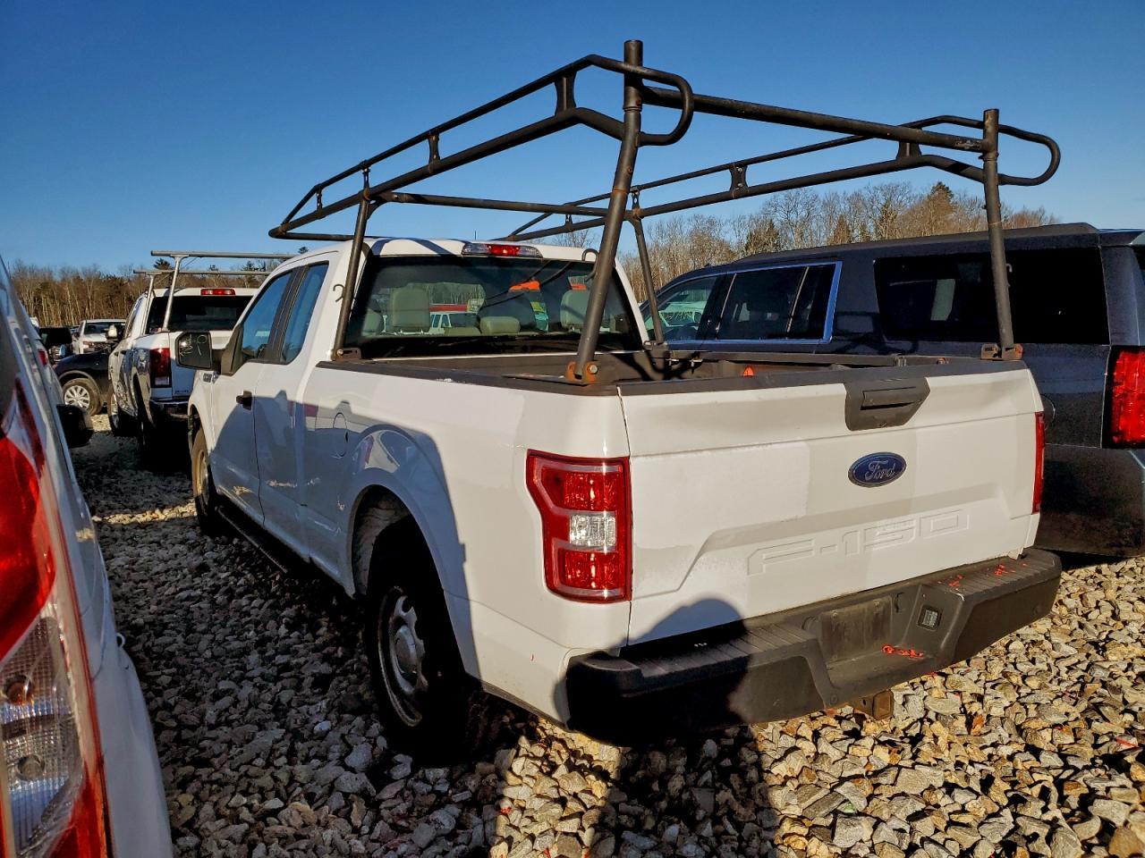 2020 Ford F-150 Super Cab * Clean Title * Fleet * - Фото 2