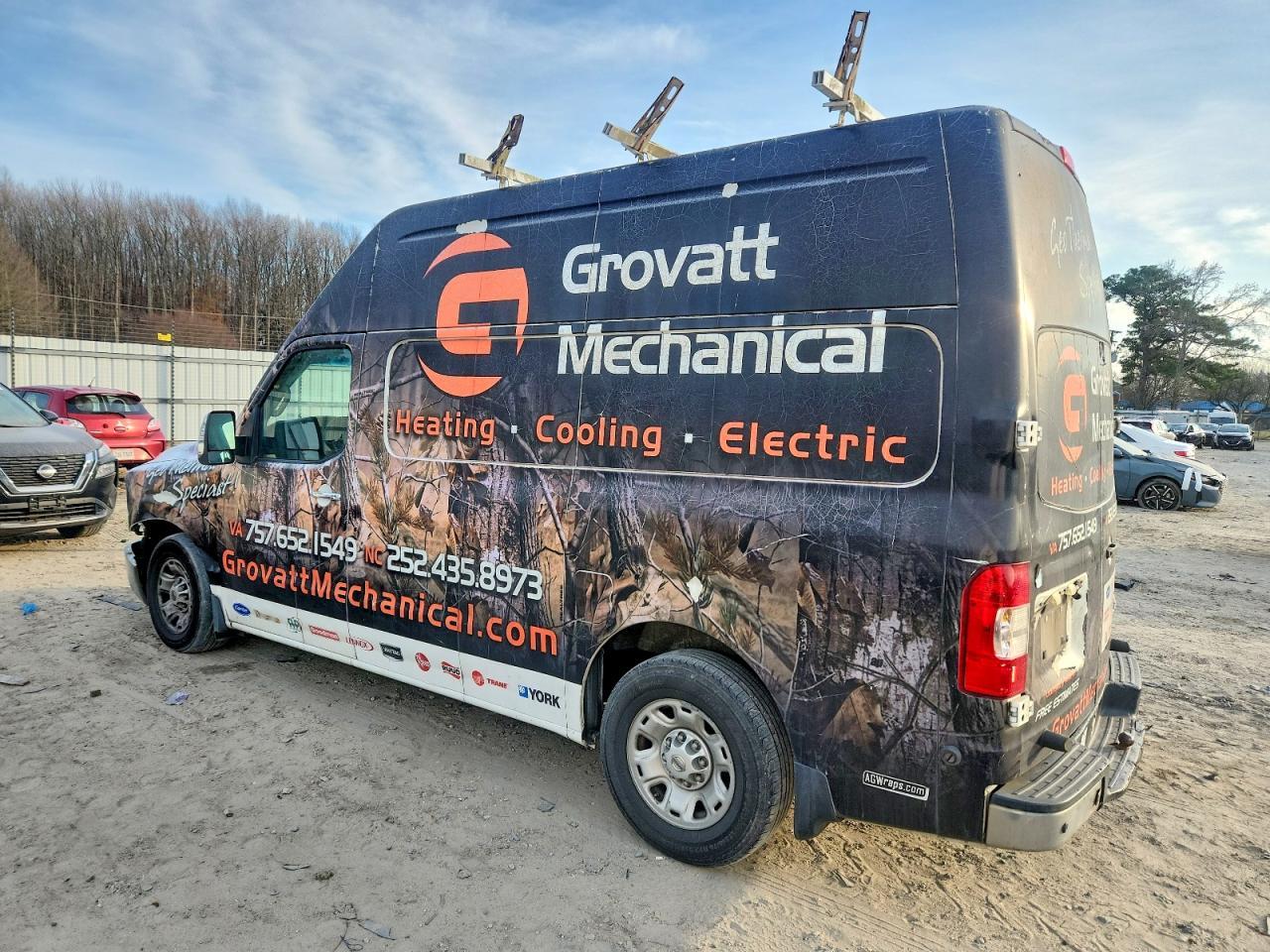 2012 Nissan Nv 2500 - Image 2