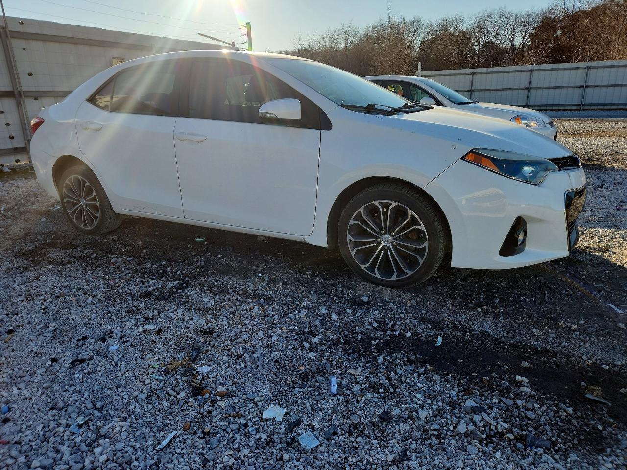 2015 Toyota Corolla L - Image 4