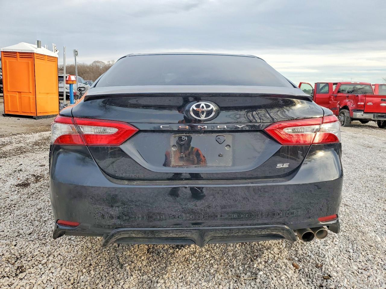 2018 Toyota Camry L - Фото 6