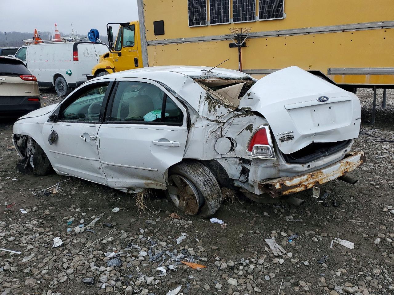 2007 Ford Fusion Se - Image 2