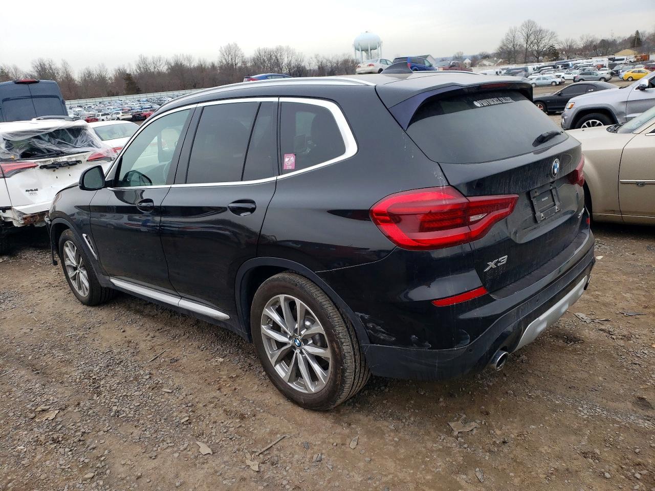 2018 BMW X3 xDrive30I - Фото 2