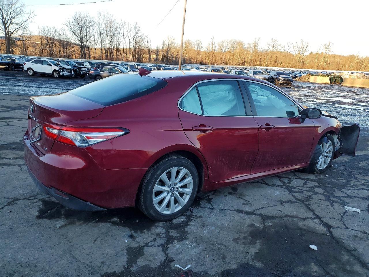 2020 Toyota Camry Le - Image 3